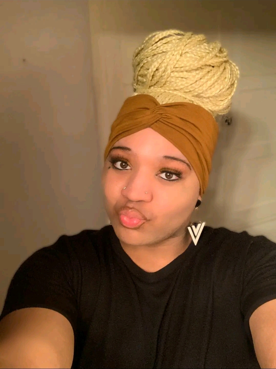 (PRE-ORDER) Custom Box Braid Bun Headband Wig